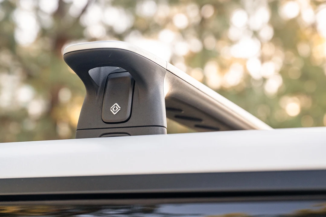 2023 Rivian R1S - Image 26 of 31