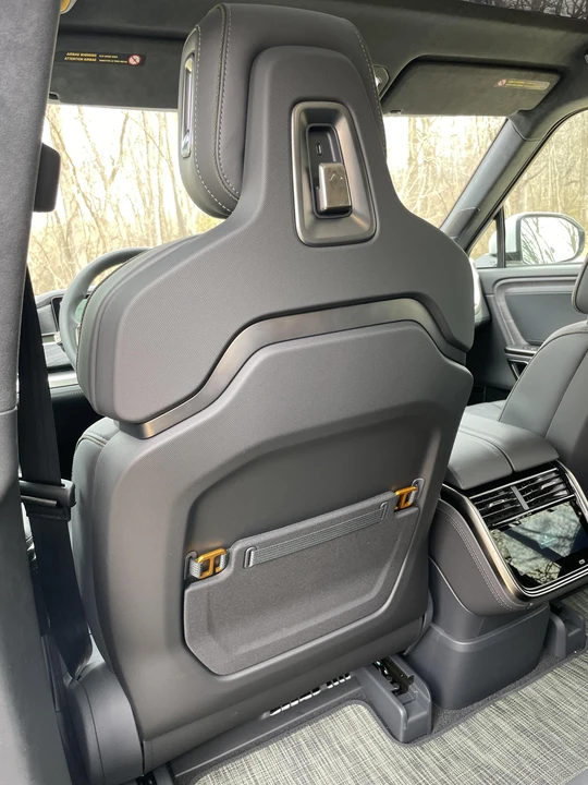 2023 Rivian R1S - Image 23 of 31