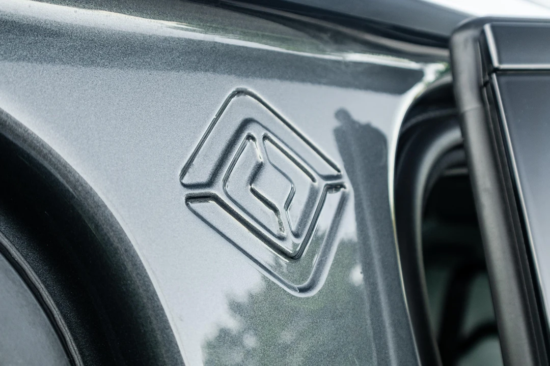2023 Rivian R1S - Image 31 of 31