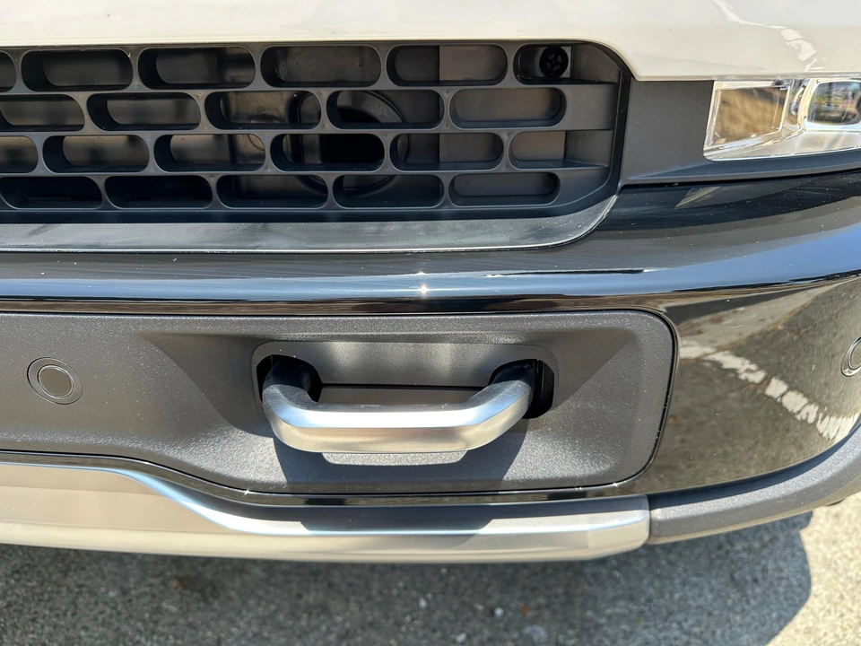 2023 Rivian R1S - Image 20 of 26