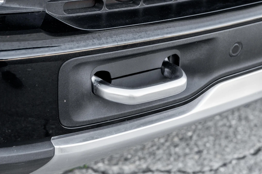 2023 Rivian R1S - Image 11 of 31