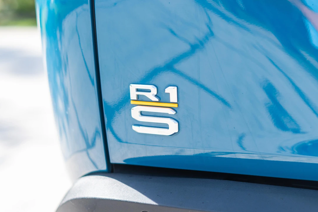 2023 Rivian R1S - Image 23 of 31