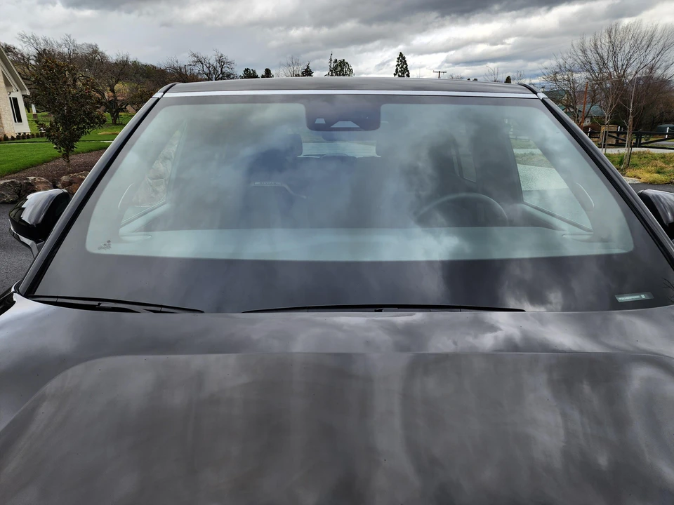 2023 Rivian R1S - Image 27 of 31