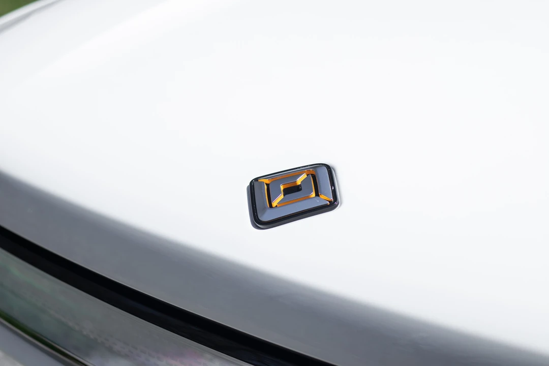2023 Rivian R1S - Image 13 of 31