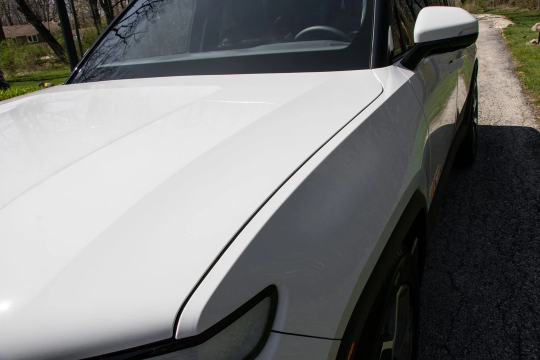 2023 Rivian R1S - Image 11 of 31