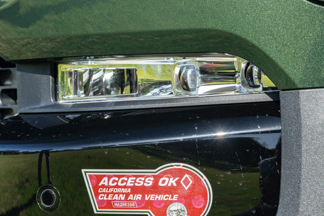 2023 Rivian R1S - Image 20 of 31