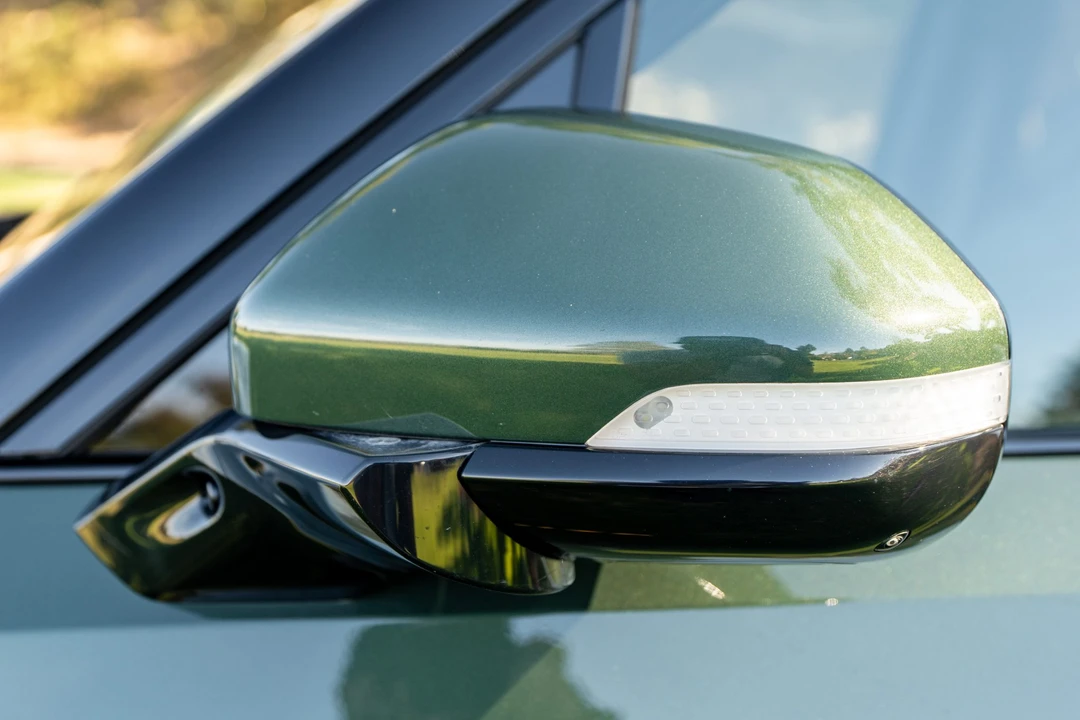 2023 Rivian R1S - Image 24 of 31