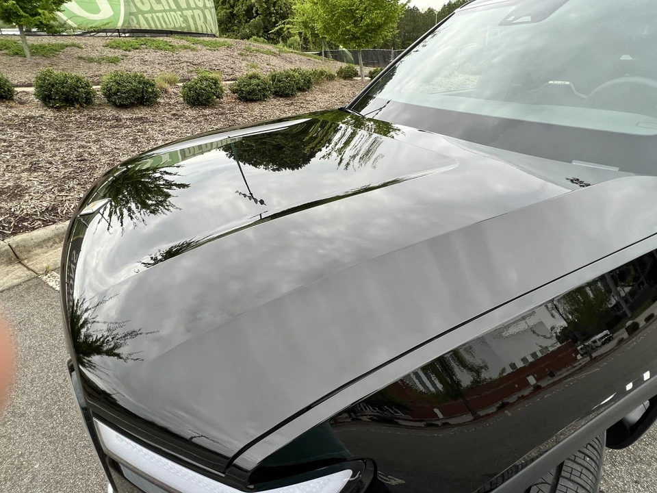 2023 Rivian R1S - Image 10 of 31