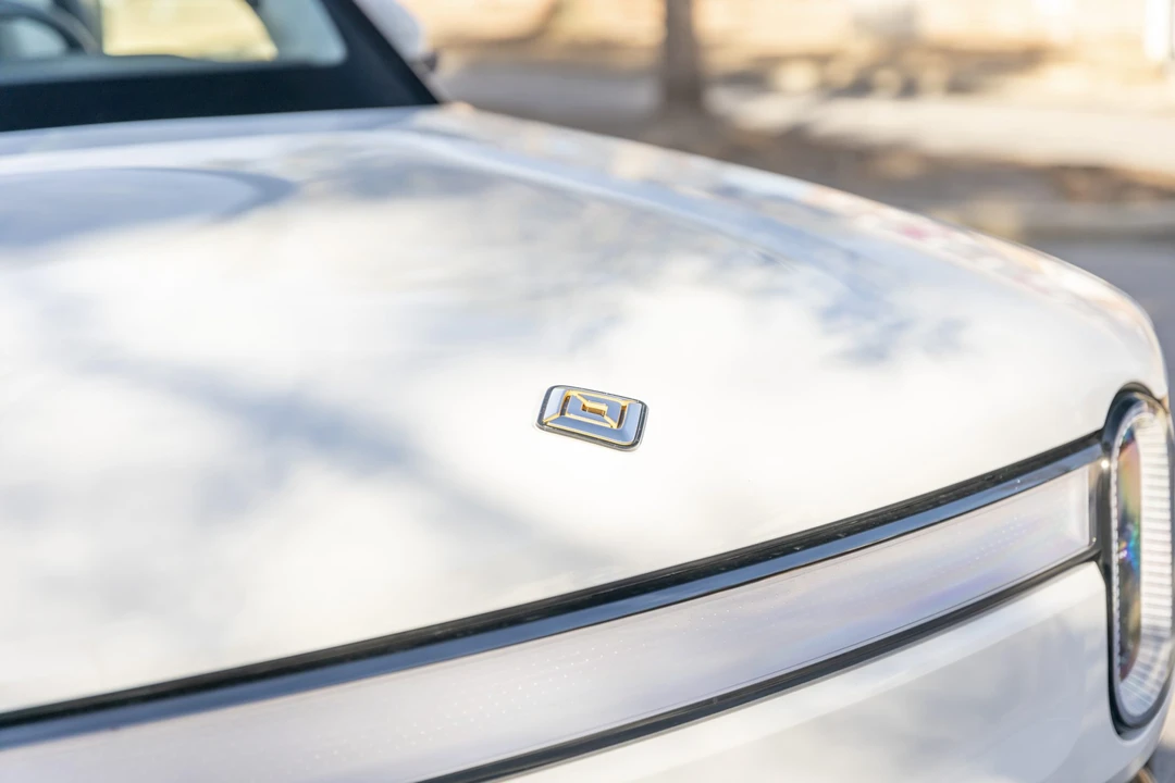 2023 Rivian R1S - Image 22 of 31