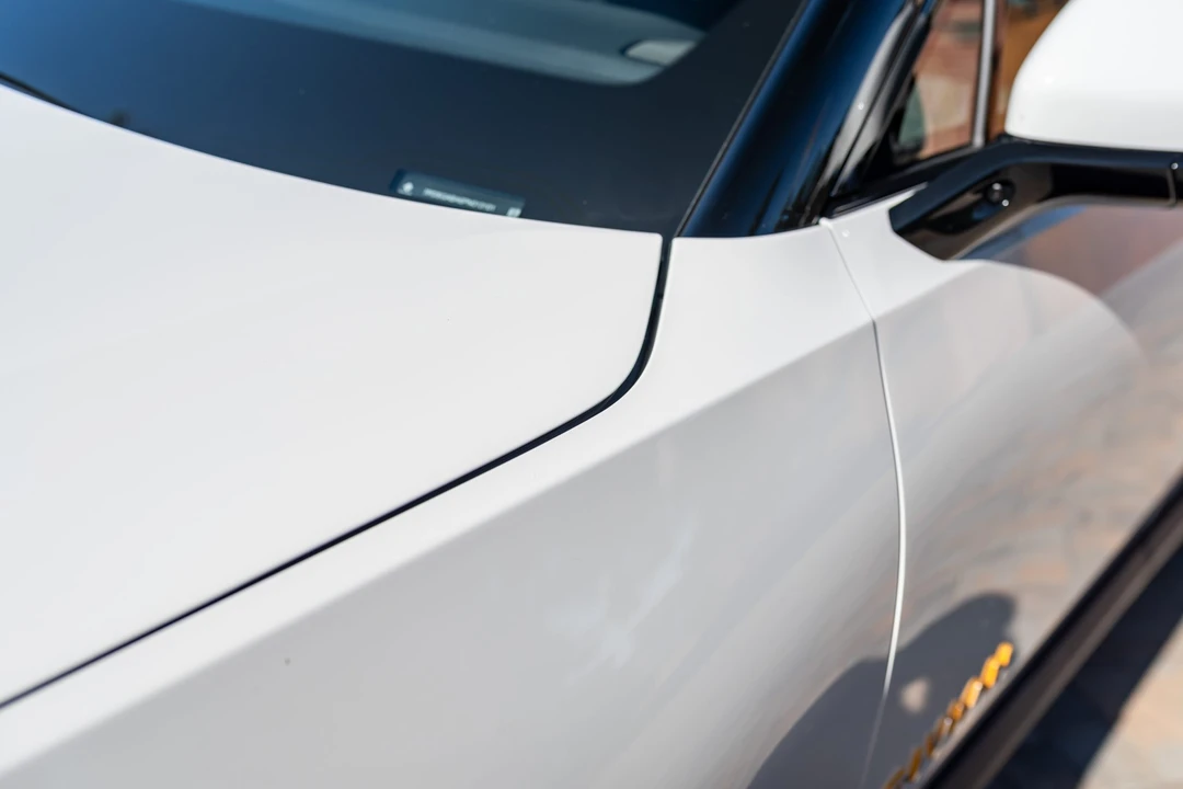 2023 Rivian R1S - Image 20 of 31