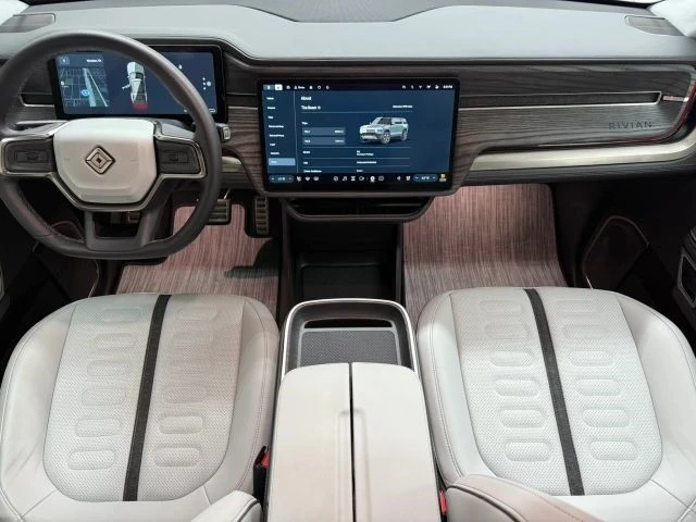 2023 Rivian R1S - Image 2 of 12