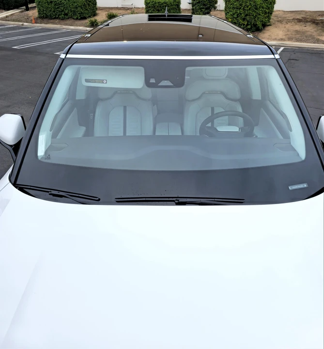 2023 Rivian R1S - Image 20 of 31