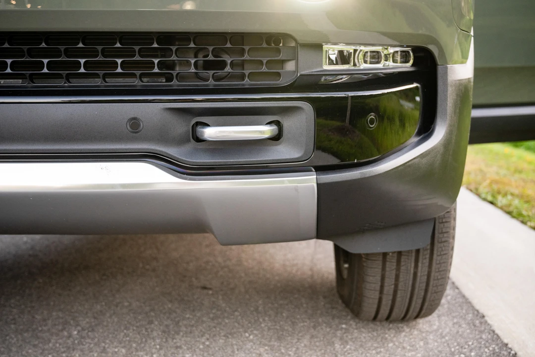 2023 Rivian R1S - Image 19 of 31