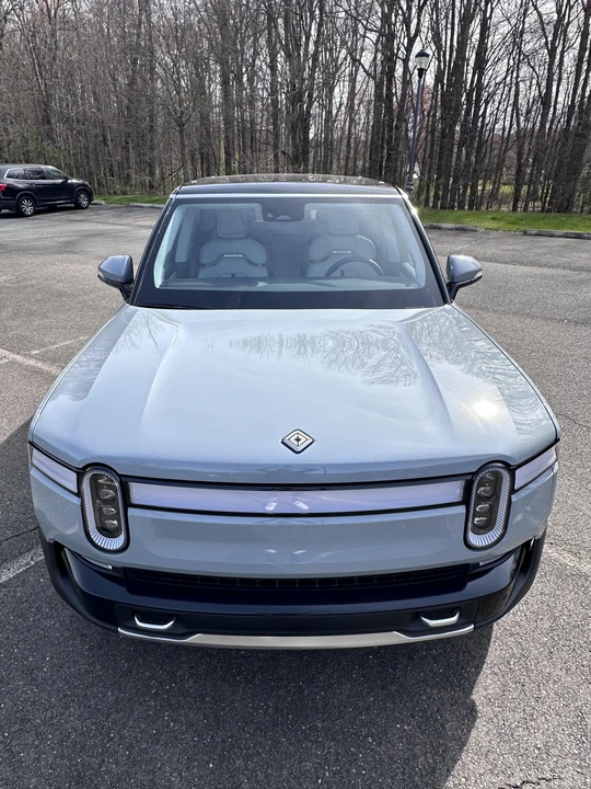 2023 Rivian R1S - Image 6 of 31