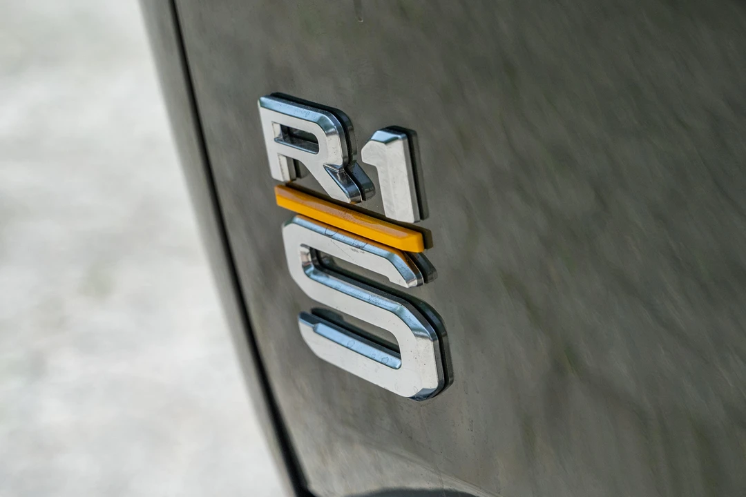 2023 Rivian R1S - Image 29 of 31