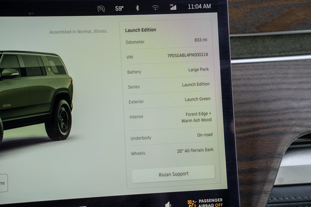 2023 Rivian R1S - Image 18 of 31