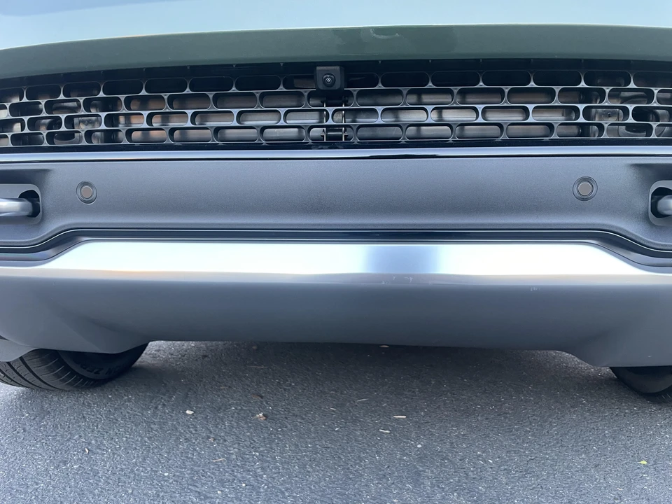 2023 Rivian R1S - Image 12 of 31