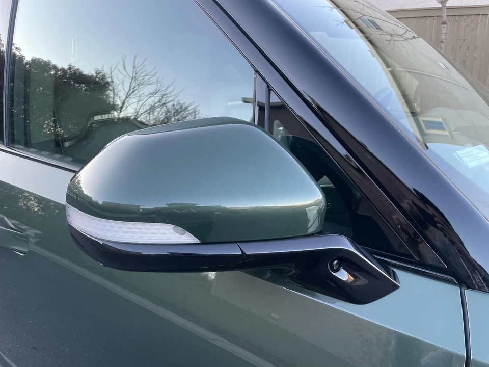 2023 Rivian R1S - Image 22 of 31