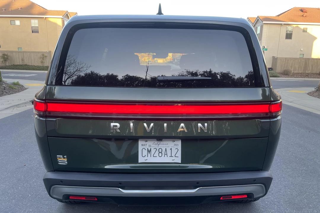 2023 Rivian R1S - Image 5 of 31