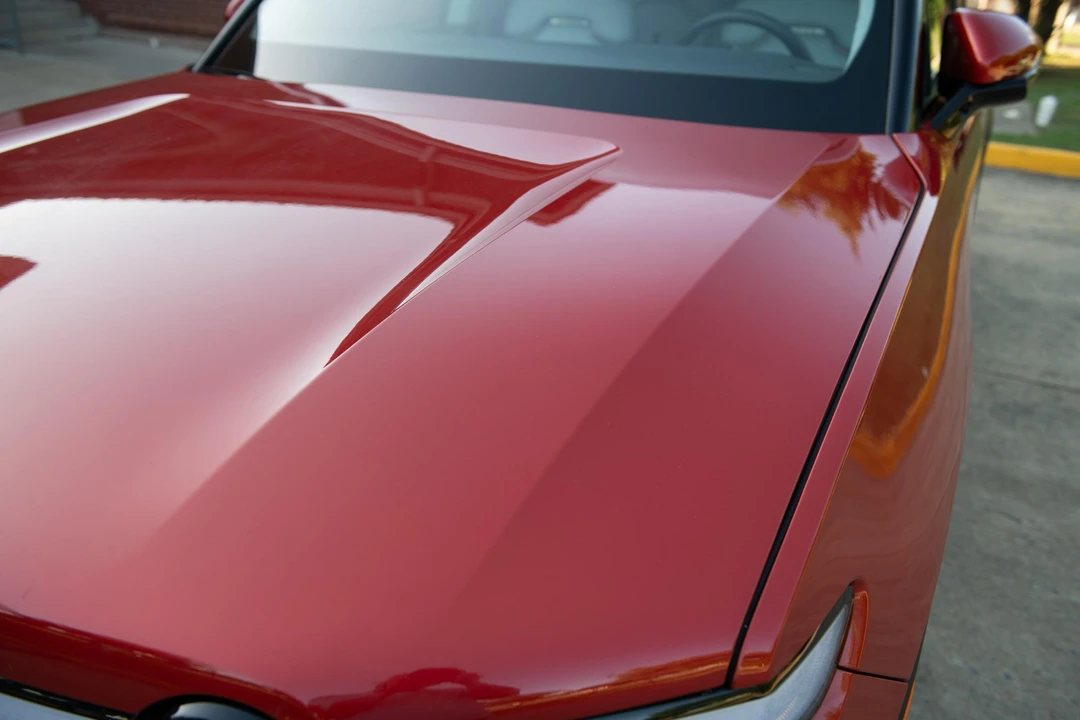 2023 Rivian R1S - Image 15 of 31
