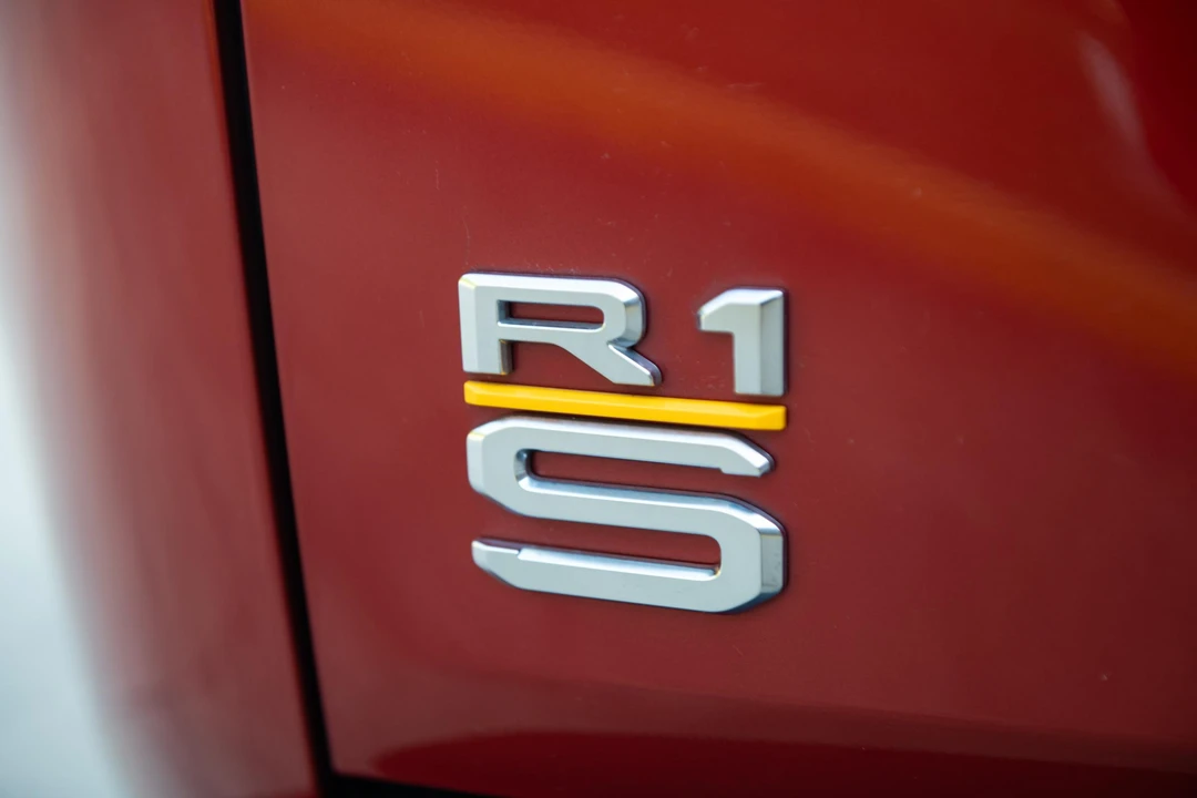 2023 Rivian R1S - Image 22 of 31