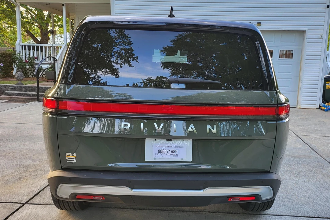 2023 Rivian R1S - Image 5 of 31