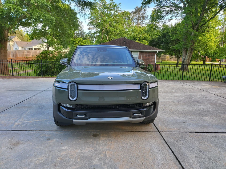 2023 Rivian R1S - Image 6 of 31