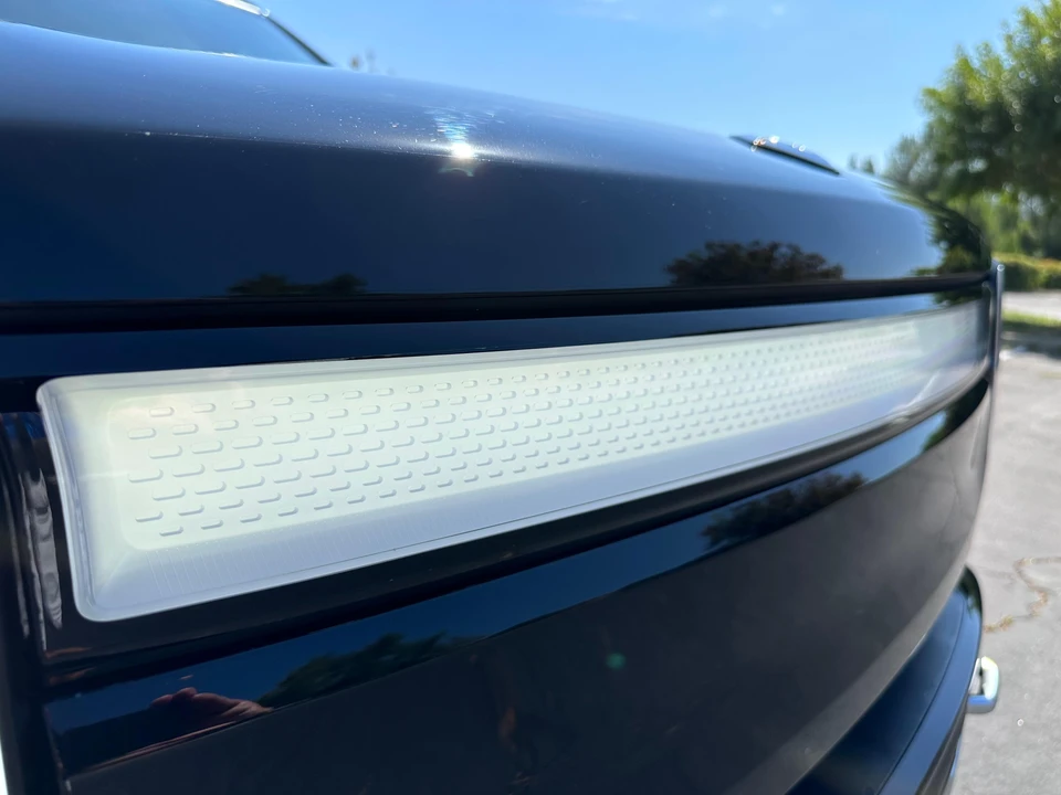 2023 Rivian R1S - Image 21 of 31