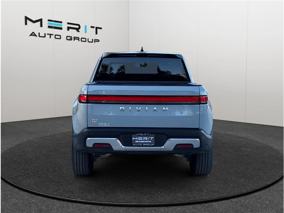 2023 Rivian R1T - Image 8 of 12