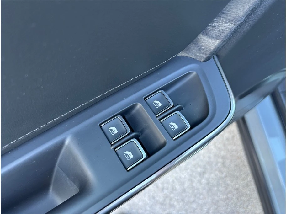 2023 Rivian R1T - Image 20 of 21