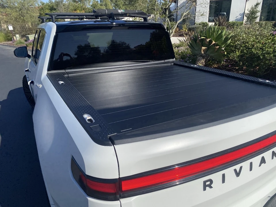 2023 Rivian R1T - Image 15 of 21