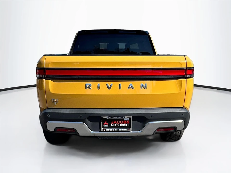 2023 Rivian R1T - Image 10 of 14