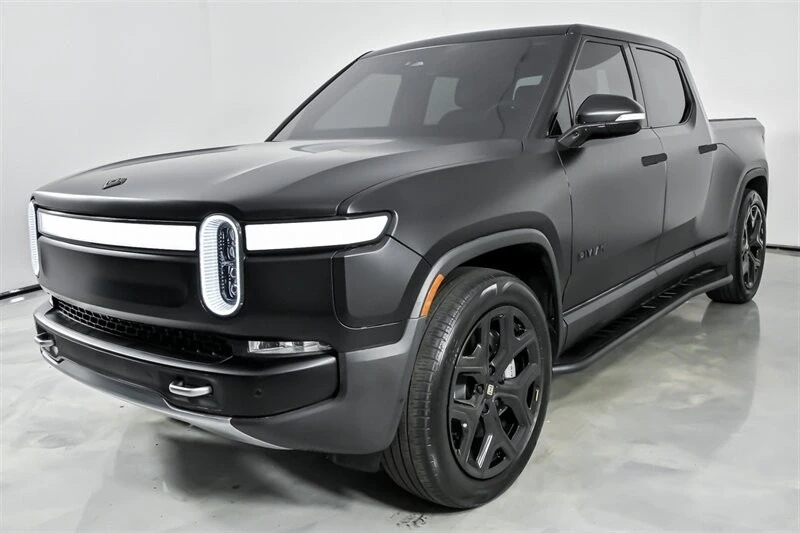 2023 Rivian R1T - Image 5 of 12