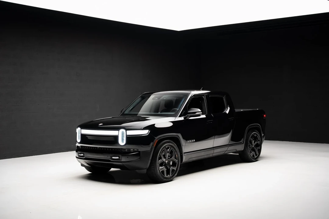 2023 Rivian R1T - Image 4 of 12
