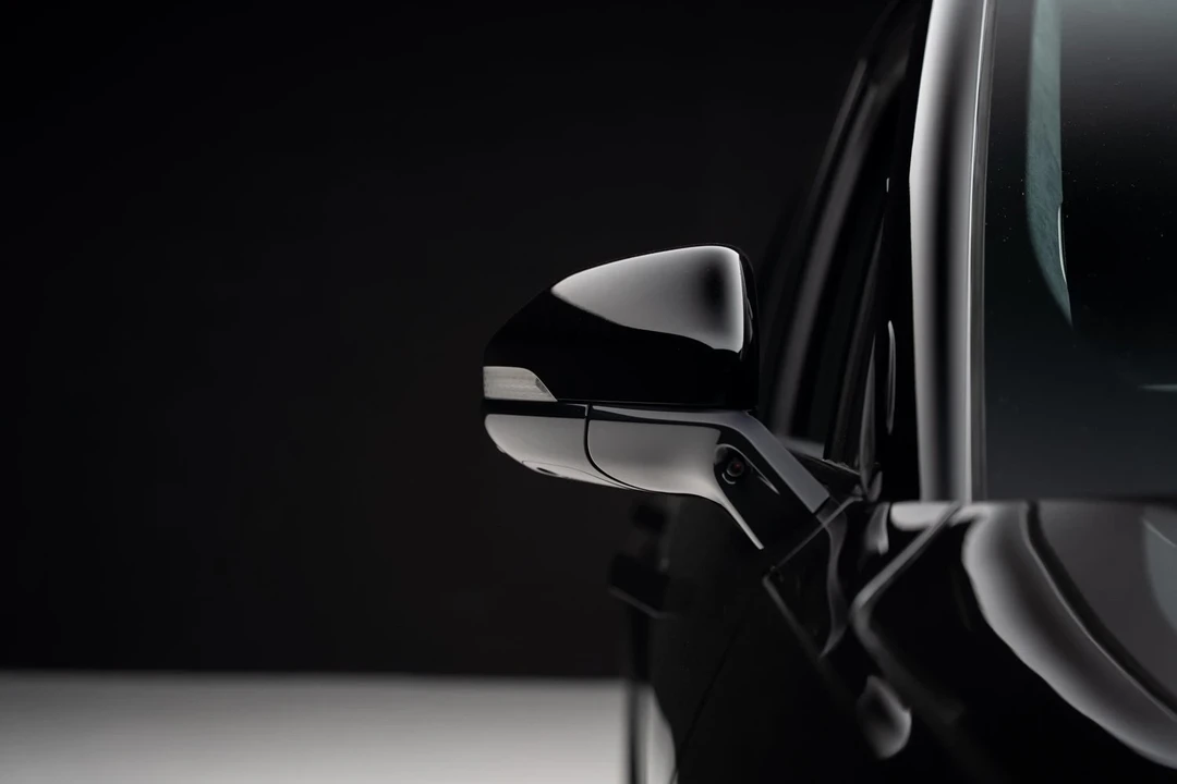 2023 Rivian R1T - Image 13 of 21