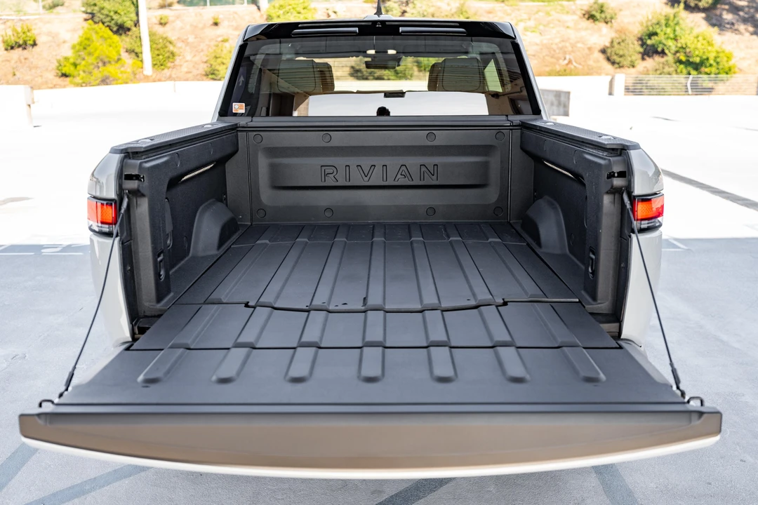 2023 Rivian R1T - Image 26 of 31