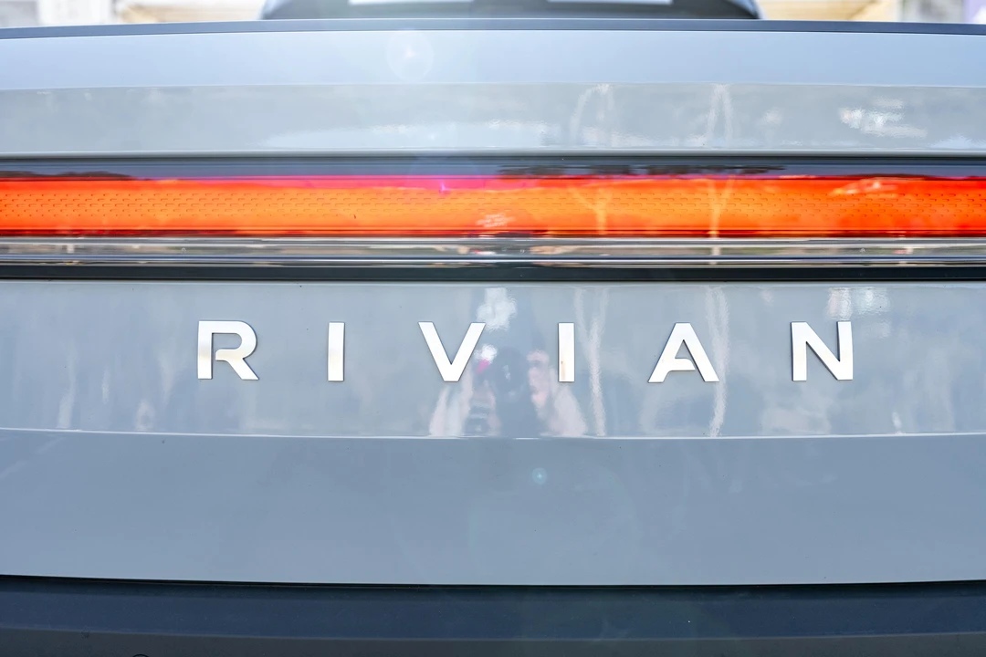 2023 Rivian R1T - Image 31 of 31