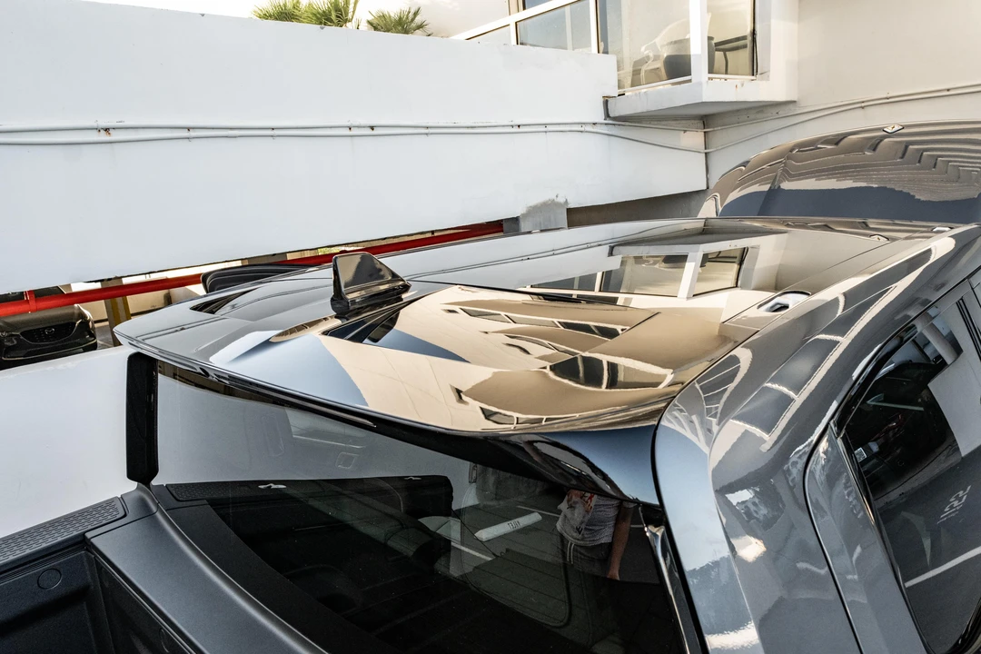 2023 Rivian R1T - Image 28 of 31