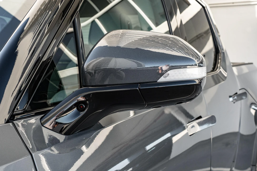 2023 Rivian R1T - Image 13 of 31