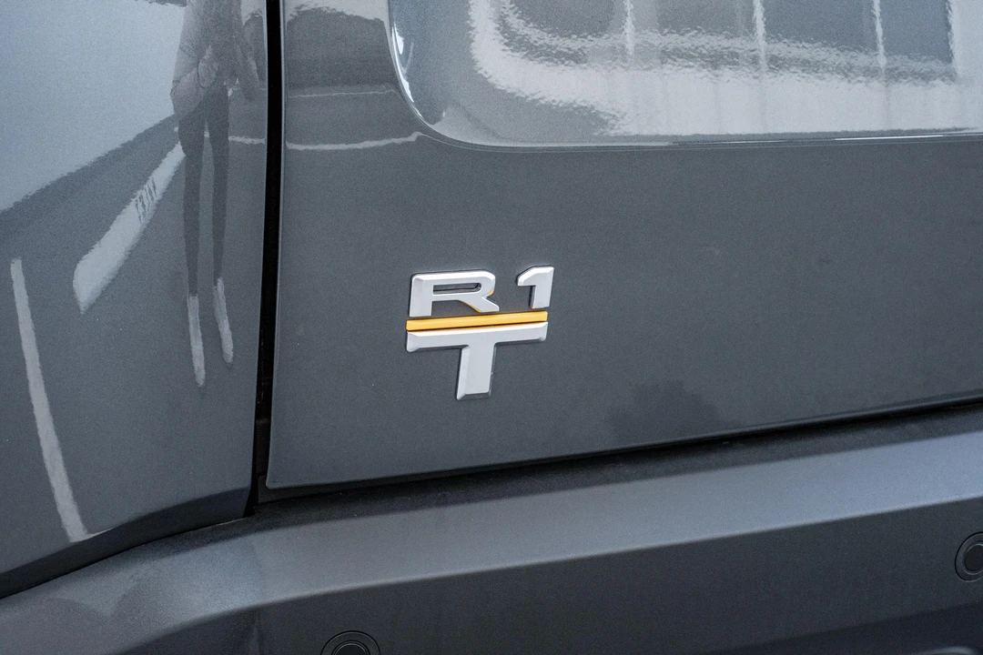 2023 Rivian R1T - Image 20 of 31