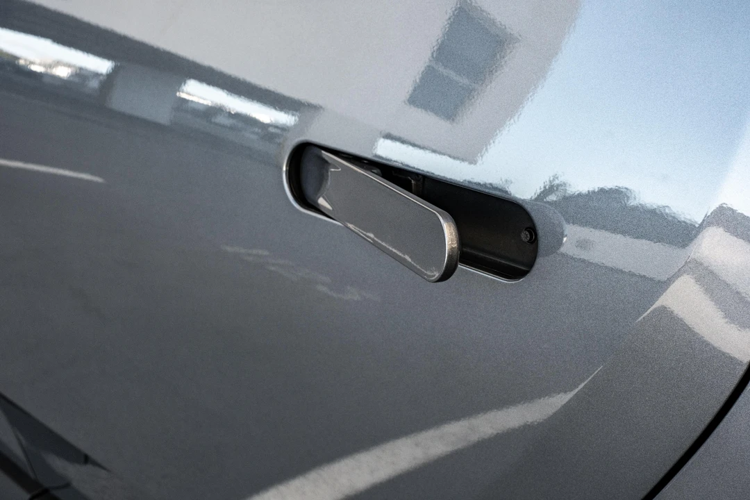 2023 Rivian R1T - Image 17 of 31