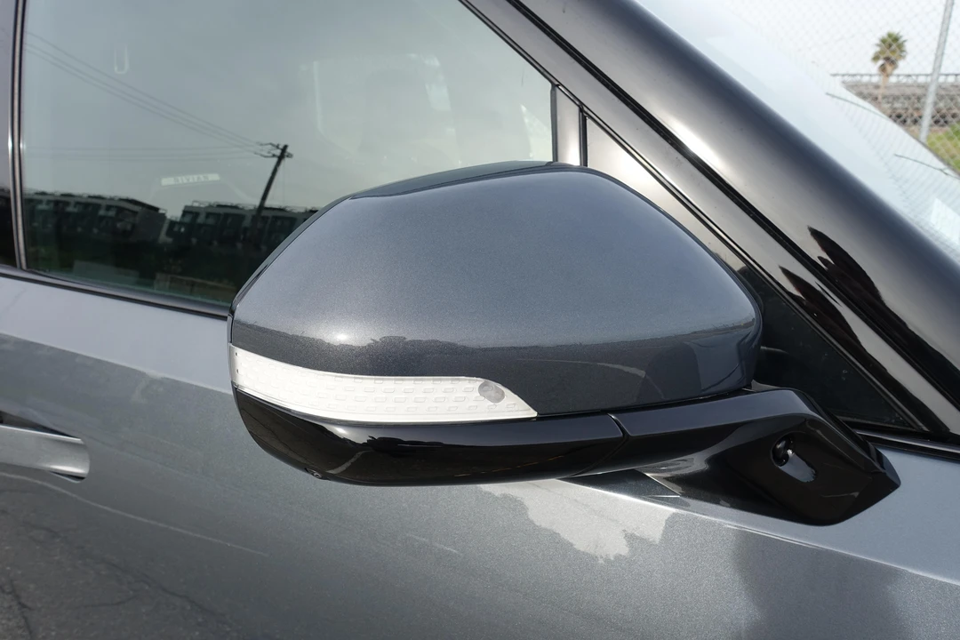 2023 Rivian R1T - Image 19 of 31