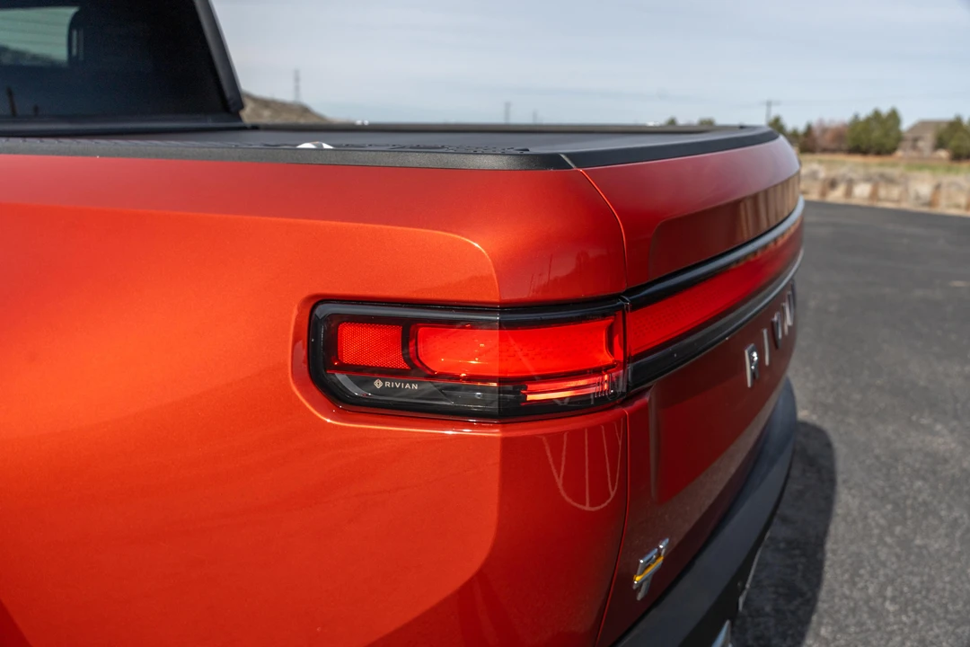 2023 Rivian R1T - Image 22 of 31