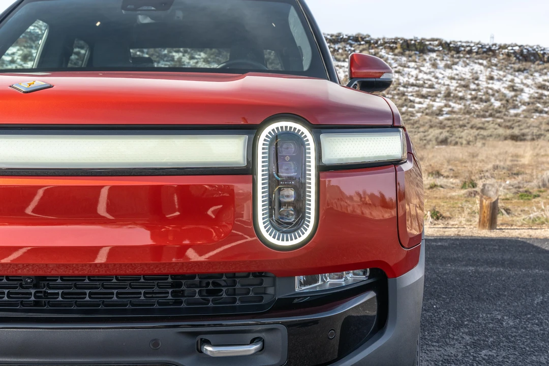 2023 Rivian R1T - Image 13 of 31