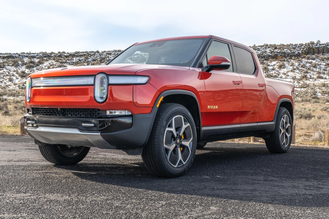 2023 Rivian R1T - Image 6 of 31