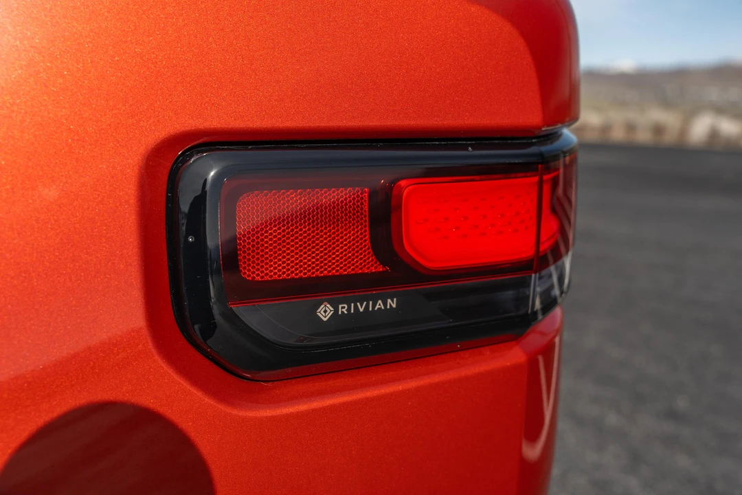 2023 Rivian R1T - Image 21 of 31