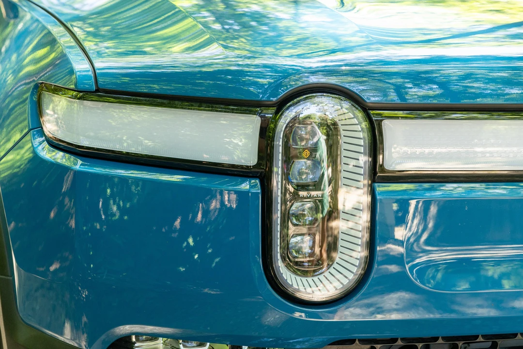 2023 Rivian R1T - Image 28 of 31