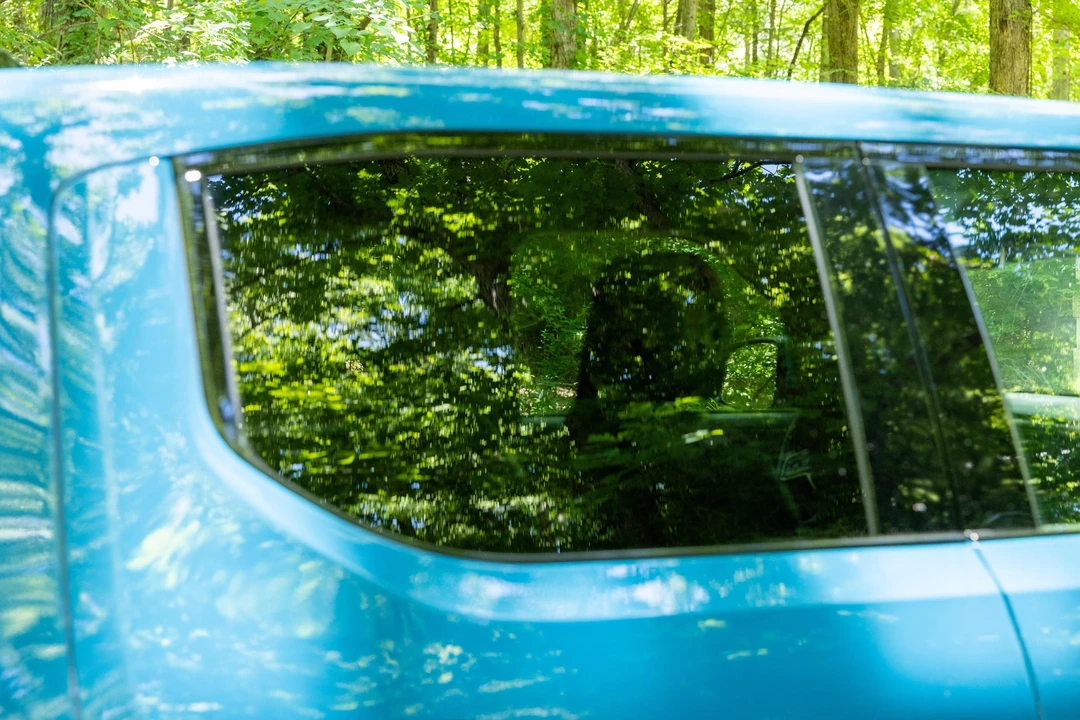 2023 Rivian R1T - Image 23 of 31