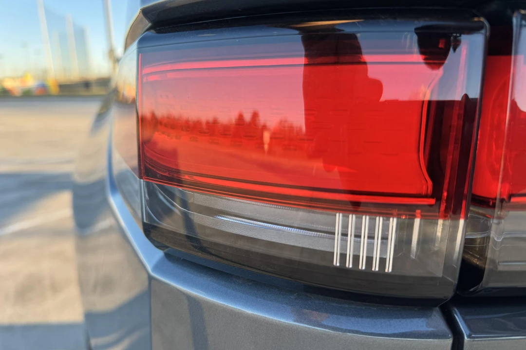 2023 Rivian R1T - Image 21 of 31