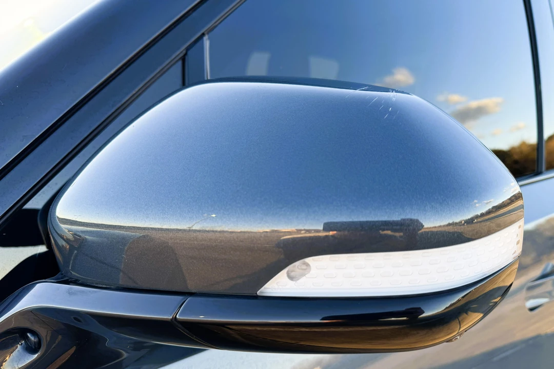 2023 Rivian R1T - Image 18 of 31